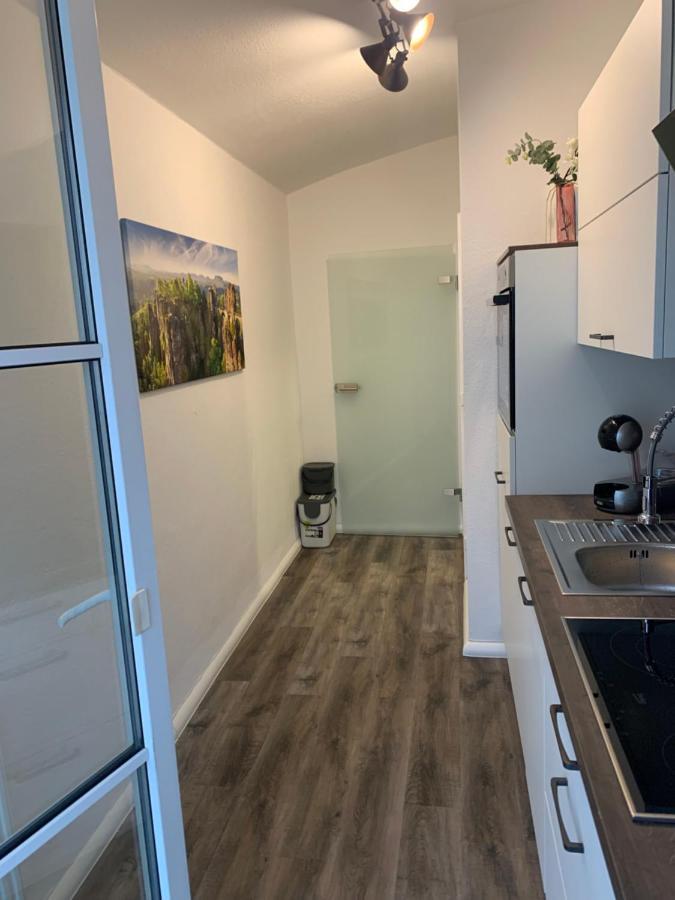 40 Qm Appartment Parkplatz, Balkon,Netflix, Prime Chemnitz Exterior foto