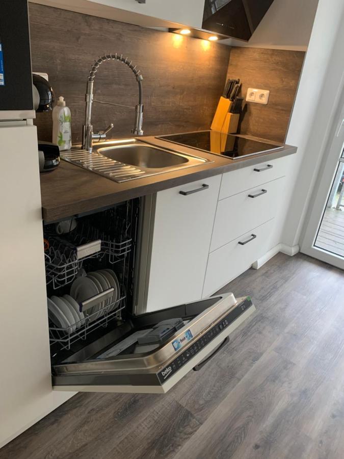 40 Qm Appartment Parkplatz, Balkon,Netflix, Prime Chemnitz Exterior foto